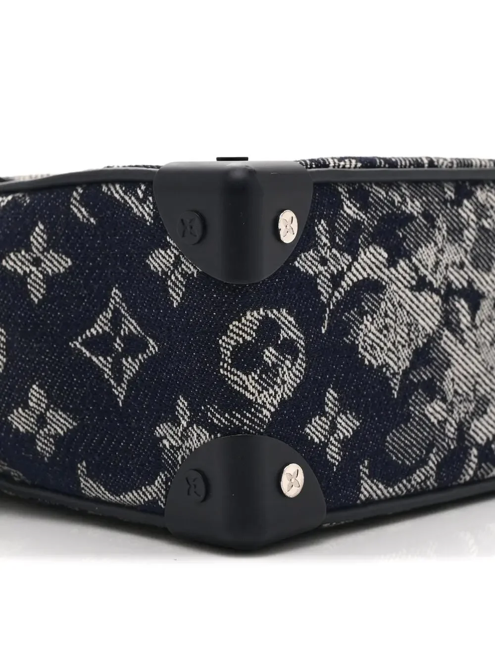Louis Vuitton elevate your